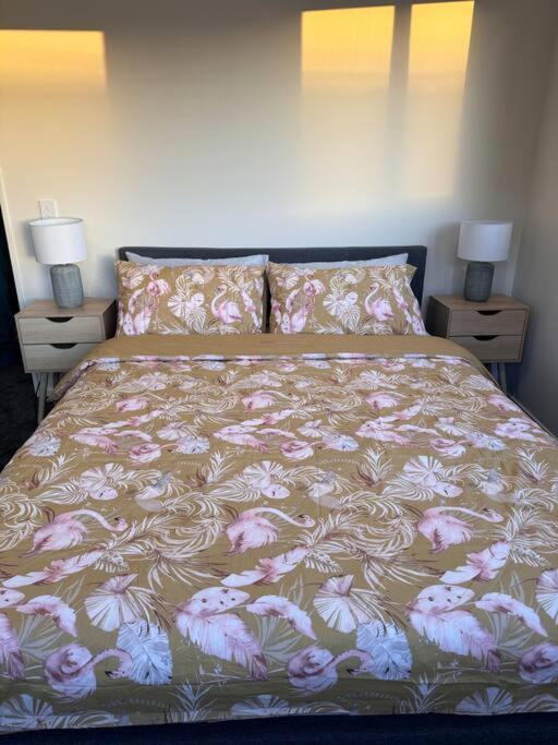 Cbd Luxury Parkside Living 2 Bedroom With Parking Christchurch Exterior photo