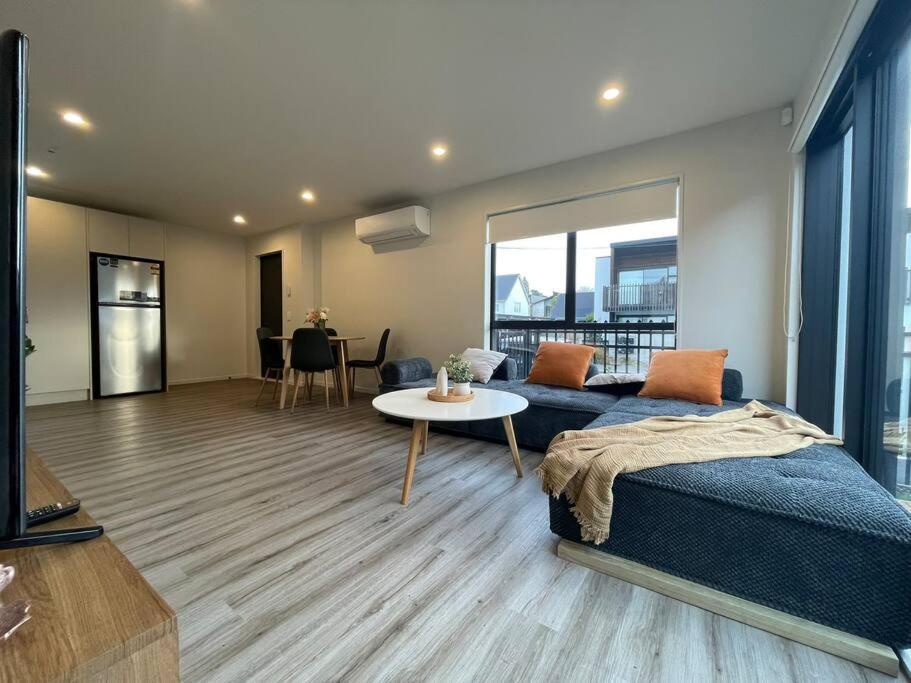 Cbd Luxury Parkside Living 2 Bedroom With Parking Christchurch Exterior photo
